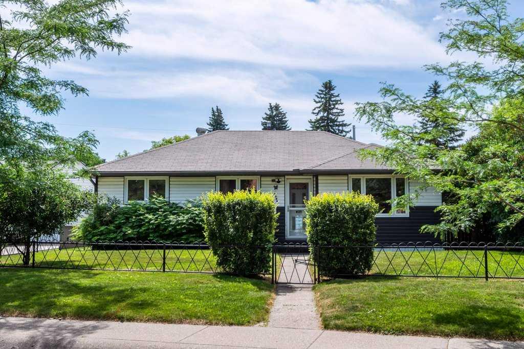 2056 Cottonwood Crescent, Calgary, MLS® # A2329835