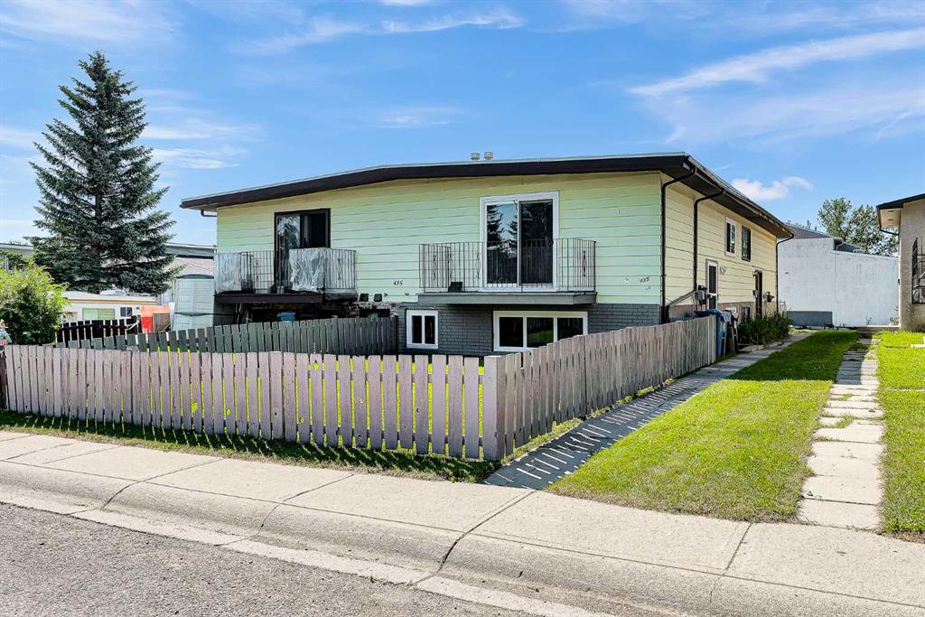 435 Pinehill Road, Calgary, MLS® # A2330058