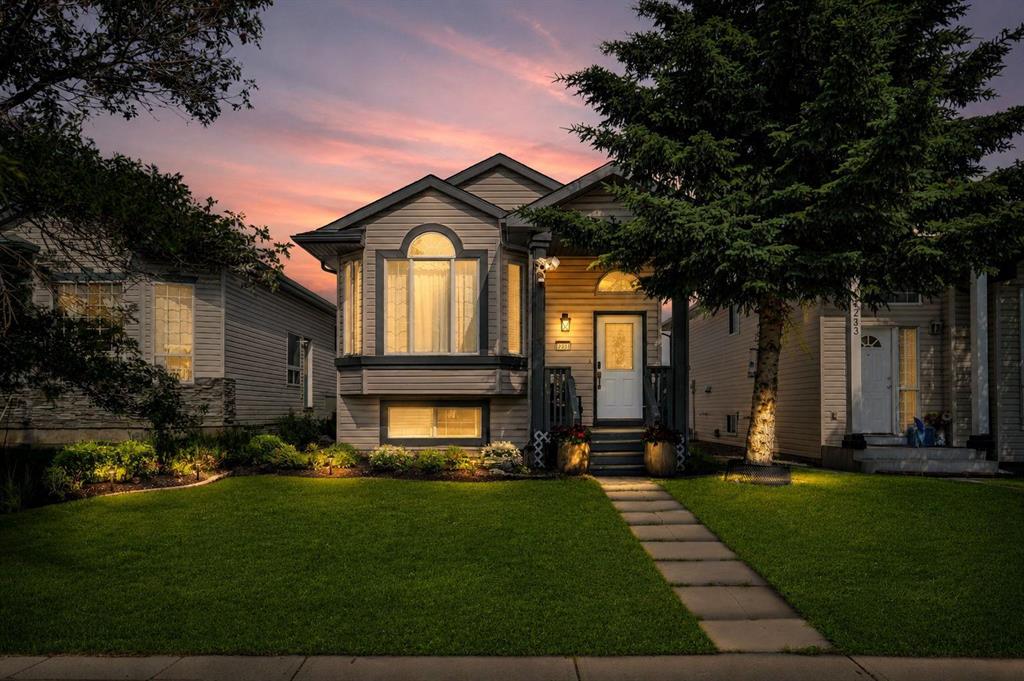 7237 Laguna Way, Calgary, MLS® # A2330677