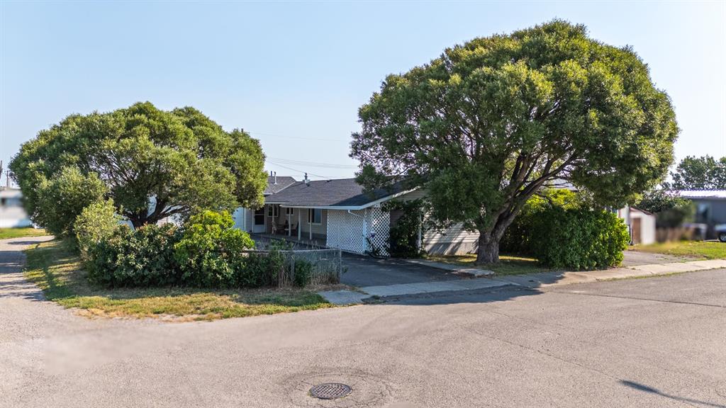 428 57 Avenue, Claresholm, MLS® # A2330768