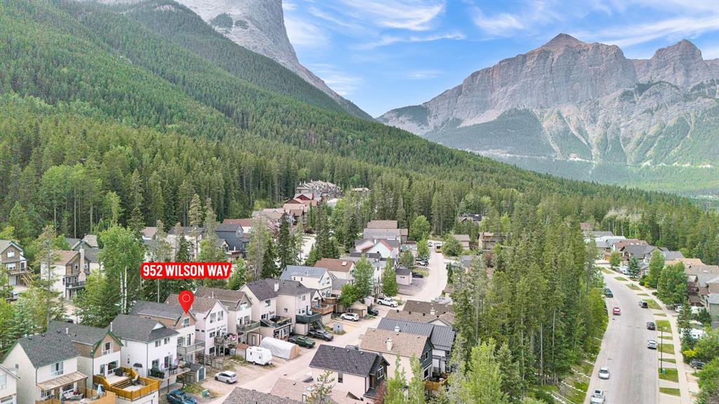 952 Wilson Way, Canmore, MLS® # A2331144