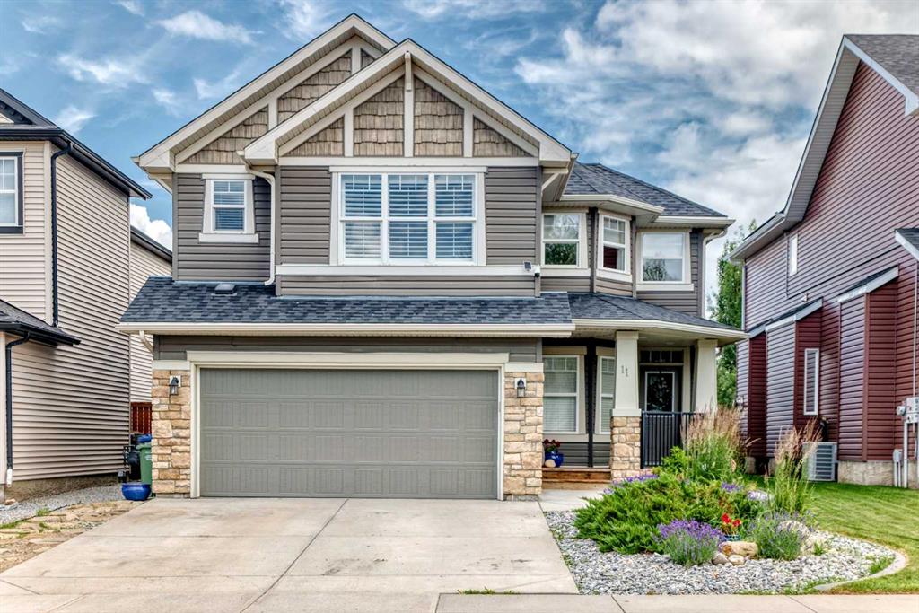 Real Estate Listing MLS A2331479