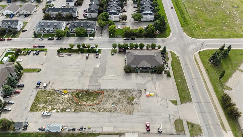 102 Strathaven Drive, Strathmore, MLS® # A2332115