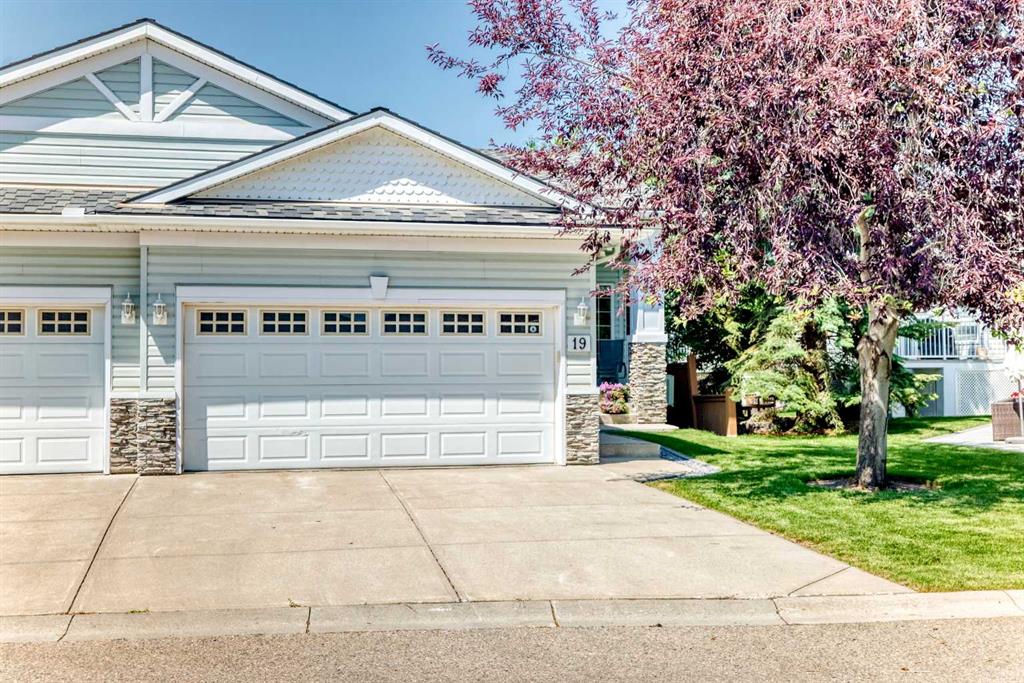 19 Rocky Ridge Villas, Calgary, MLS® # A2333325