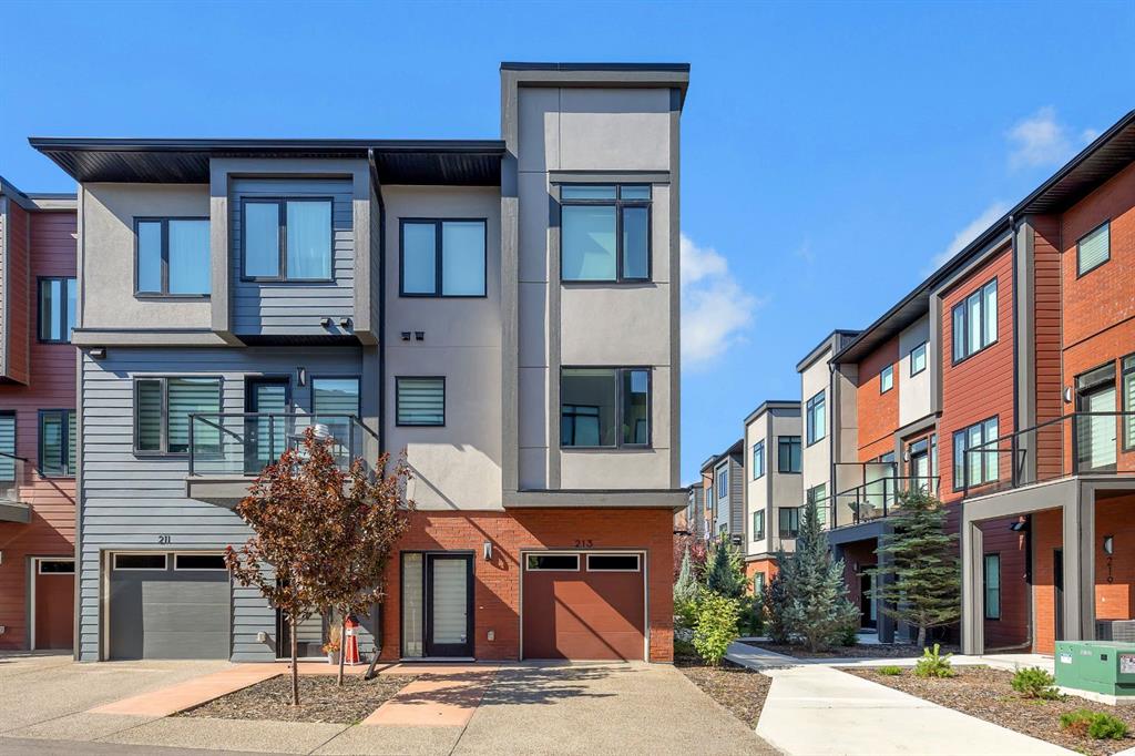 213 Greenbriar Common, Calgary, MLS® # A2333433