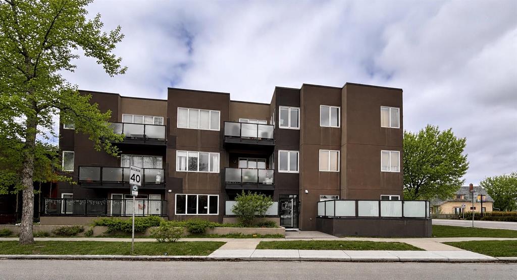 Real Estate Listing MLS A2333645