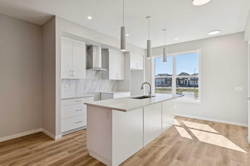 471 Hotchkiss Manor, Calgary, MLS® # A2333855