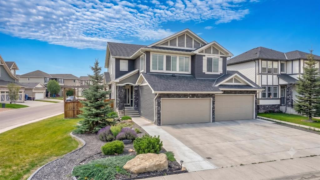 37 Rainbow Falls Boulevard, Chestermere, MLS® # A2335091