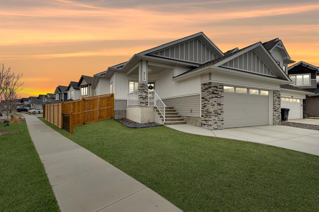 315 Monterey Place, High River, MLS® # A2335620