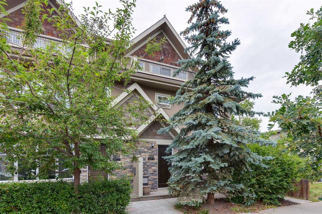 Real Estate Listing MLS A2335625