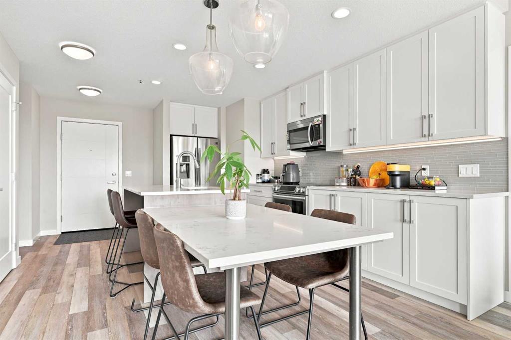 8530 8a Avenue, Calgary, MLS® # A2335990
