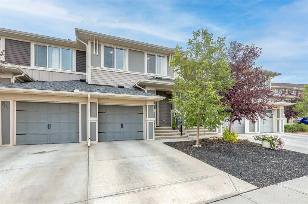 Real Estate Listing MLS A2336094