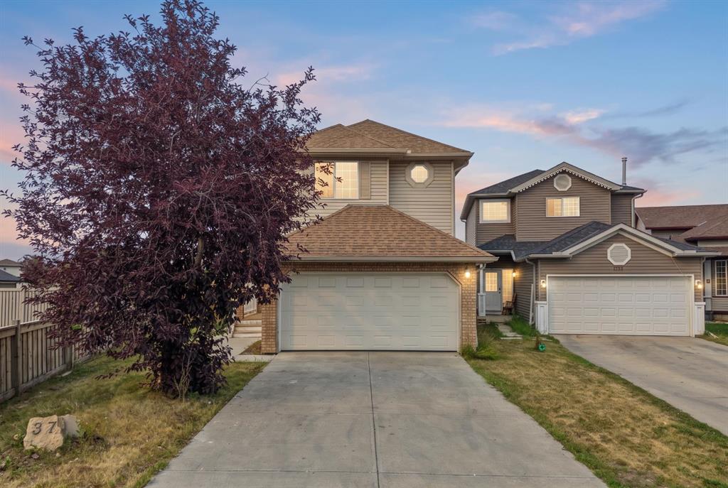 187 Martinvalley Crescent, Calgary, MLS® # A2336606