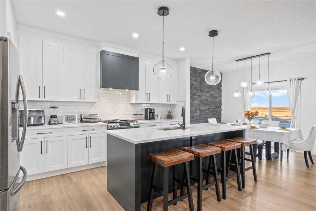 818 Edgefield Street, Strathmore, MLS® # A2336792