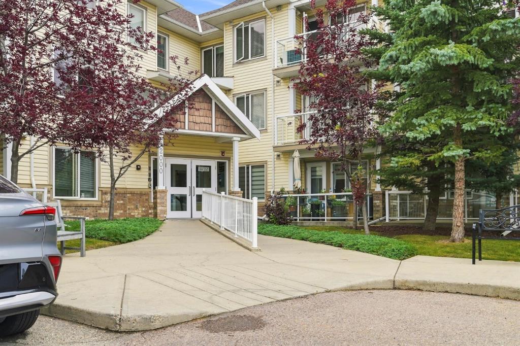 5200 44 Avenue, Calgary, MLS® # A2336978