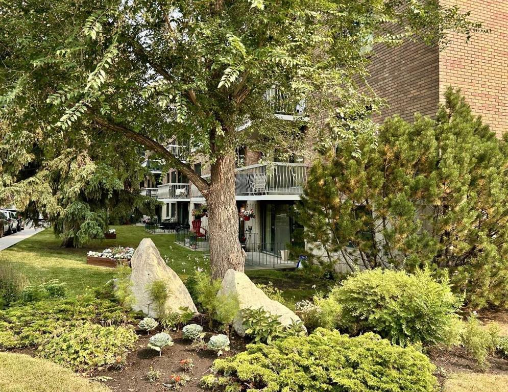 521 57 Avenue, Calgary, MLS® # A2337812