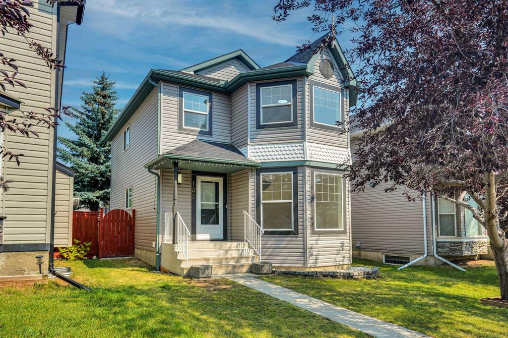 Real Estate Listing MLS A2338066
