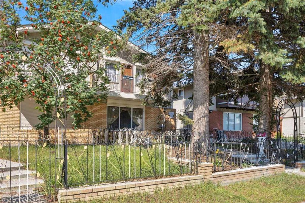 Real Estate Listing MLS A2338170