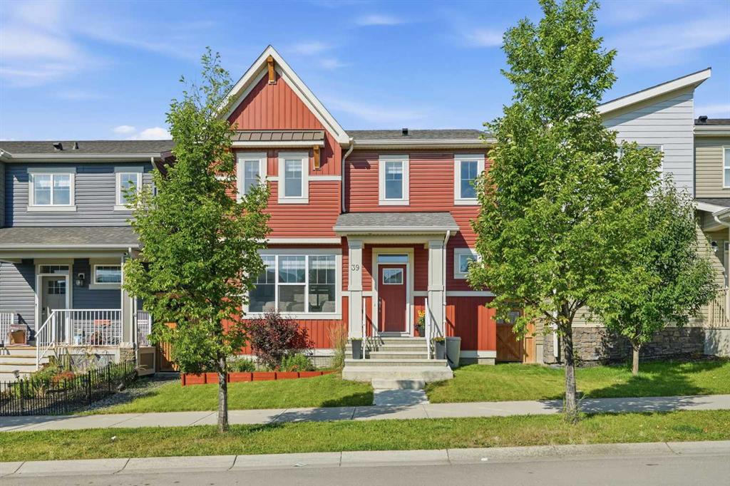 39 Lucas Boulevard, Calgary, MLS® # A2339569