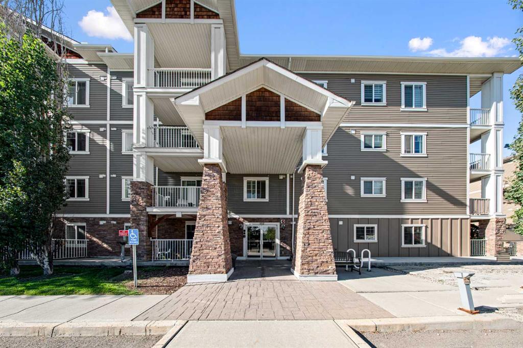 102 Cranberry Park, Calgary, MLS® # A2339800