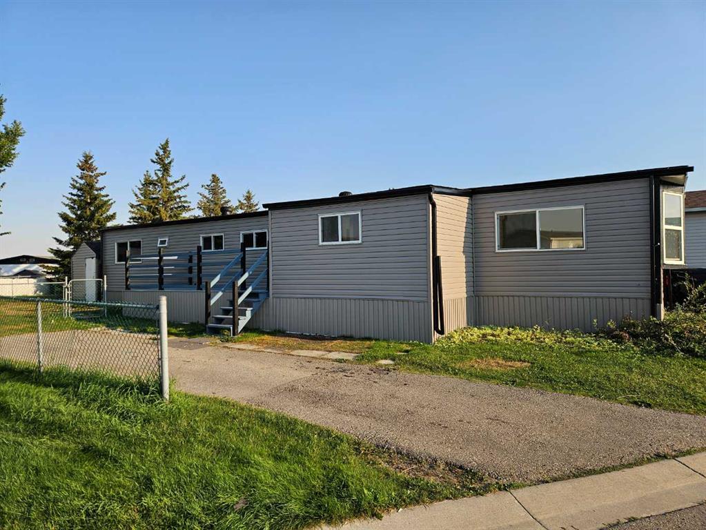 1101 84, Calgary, MLS® # A2340145
