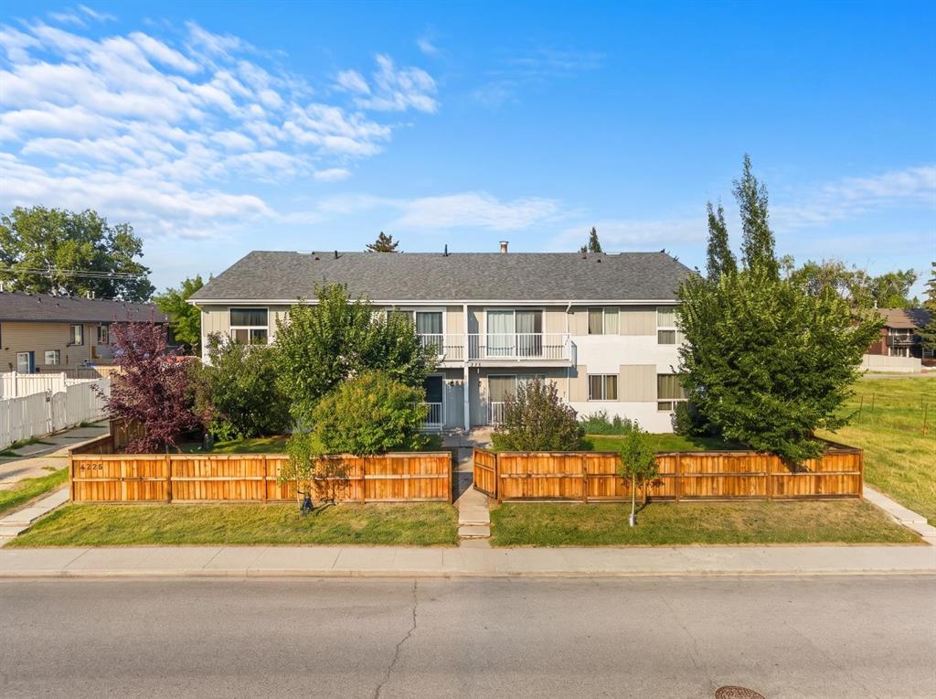 4328 75 Street, Calgary, MLS® # A2341152