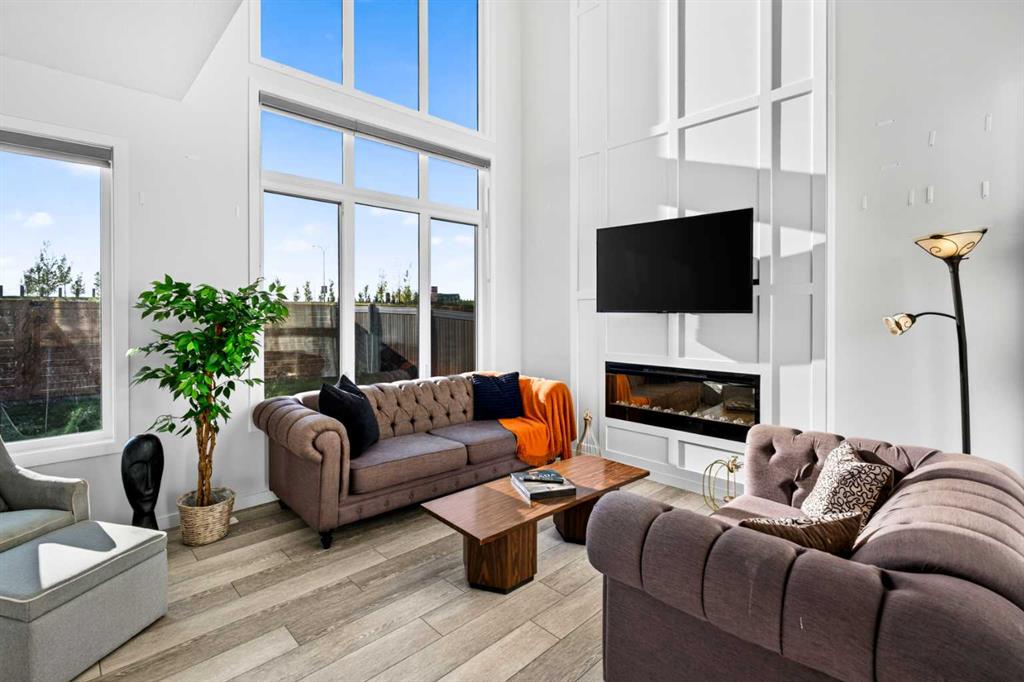 215 Mallard Grove, Calgary, MLS® # A2341784
