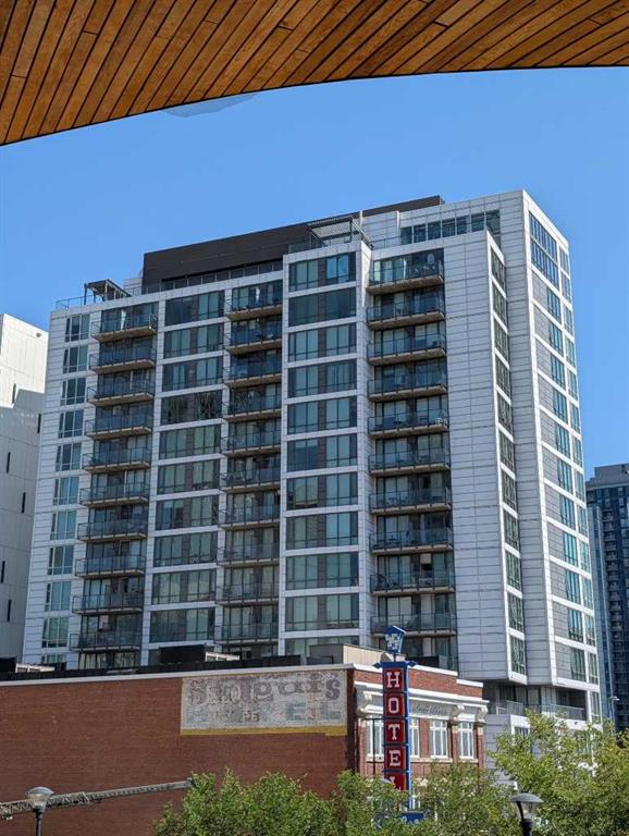 450 8 Avenue, Calgary, MLS® # A2342192