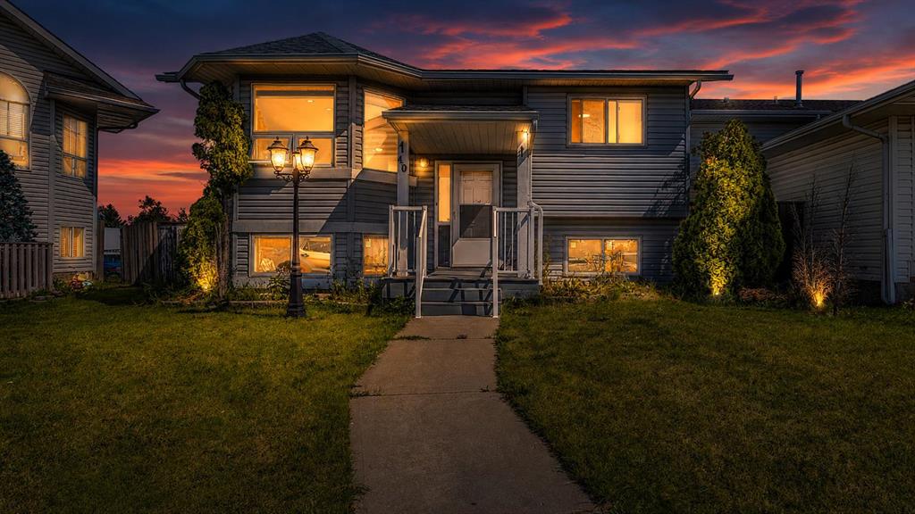 40 Costa Mesa Place, Calgary, MLS® # A2342698
