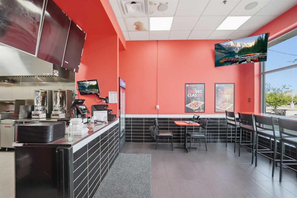 2355, Calgary, MLS® # A2343261