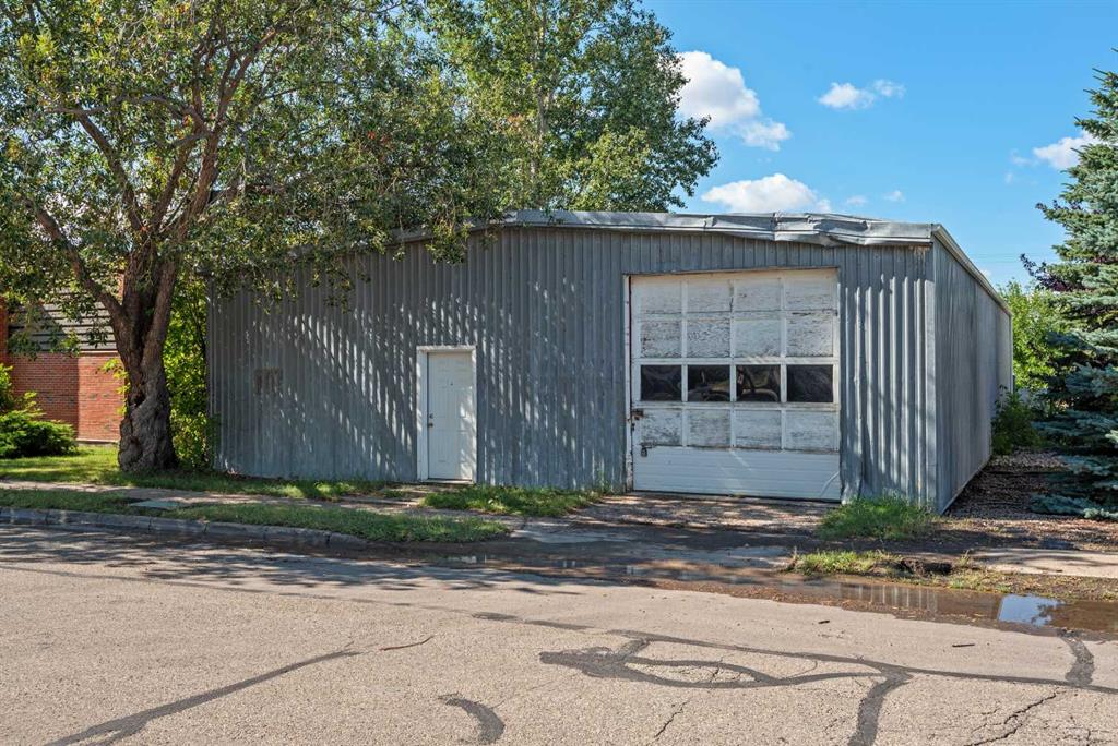 125 2 Avenue, Three Hills, MLS® # A2343686
