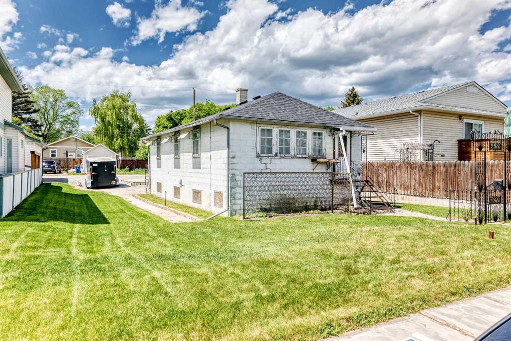 Real Estate Listing MLS A2345614