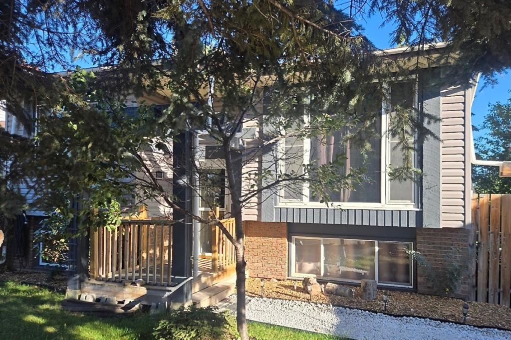 128 Pineland Place, Calgary, MLS® # A2346175