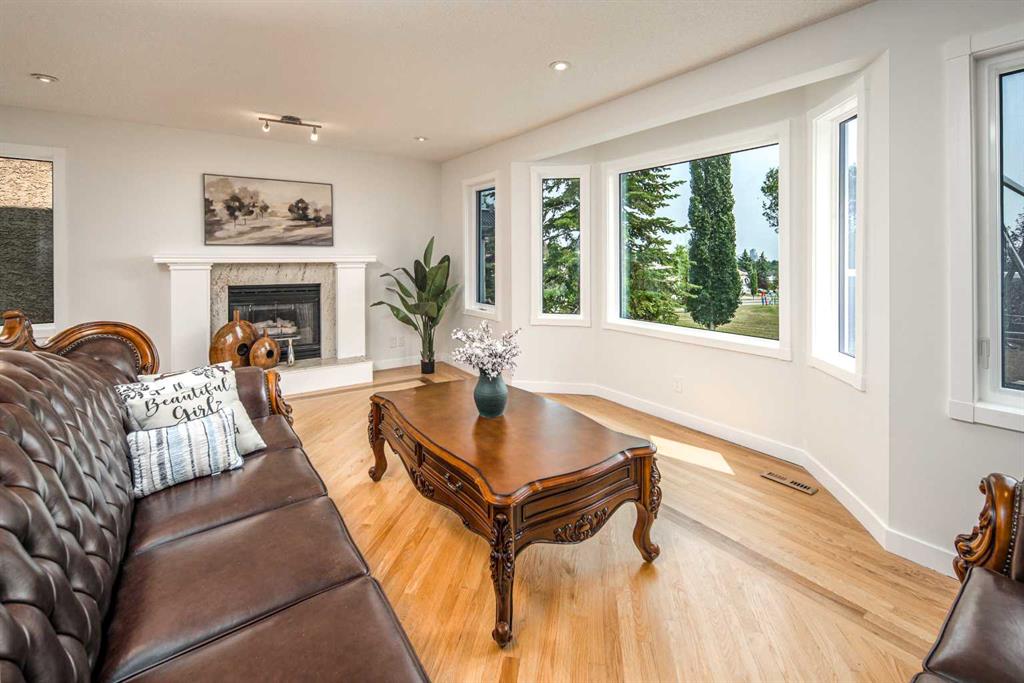 2612 Signal Hill Drive, Calgary, MLS® # A2346252