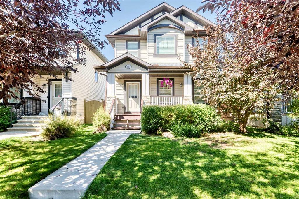 Real Estate Listing MLS A2346899
