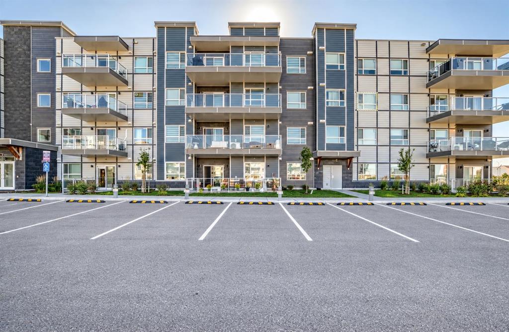 40 Carrington Plaza, Calgary, MLS® # A2347168