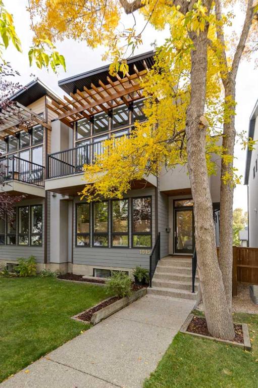 Real Estate Listing MLS A2347263