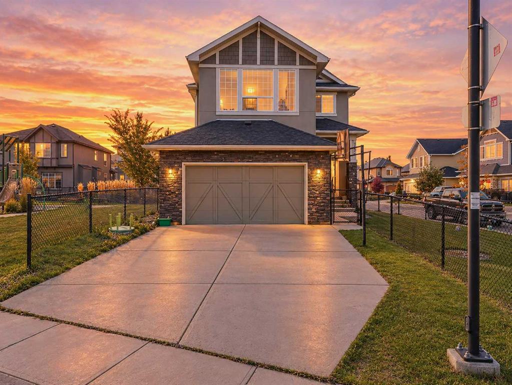 134 Kinniburgh Lane, Chestermere, MLS® # A2349090