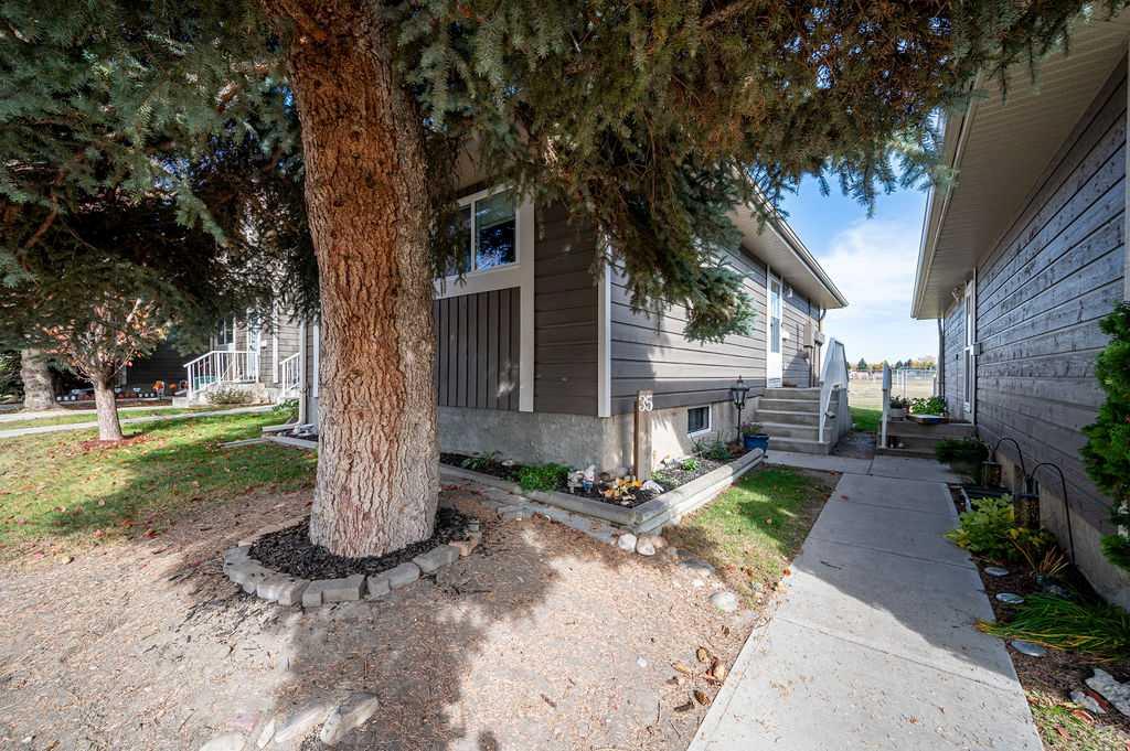 14736 Deerfield Drive, Calgary, MLS® # A2350554