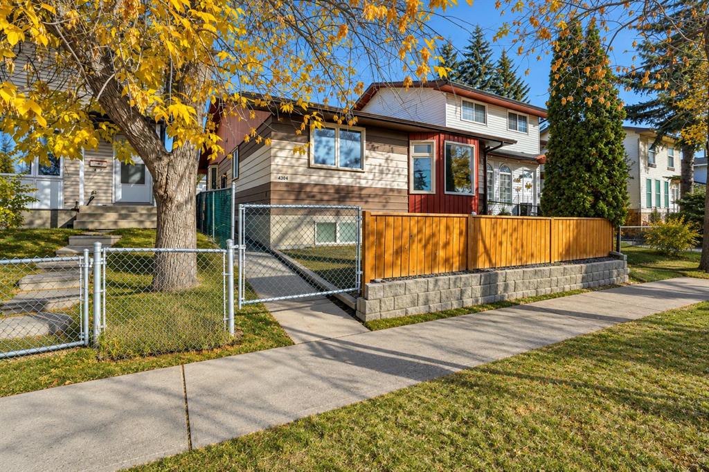 4304 44 Avenue, Calgary, MLS® # A2350612