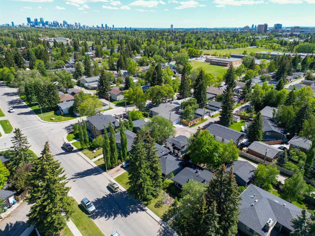 361 Capri Avenue, Calgary, MLS® # A2351433