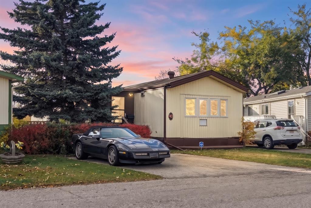 6724 17 Avenue, Calgary, MLS® # A2351892