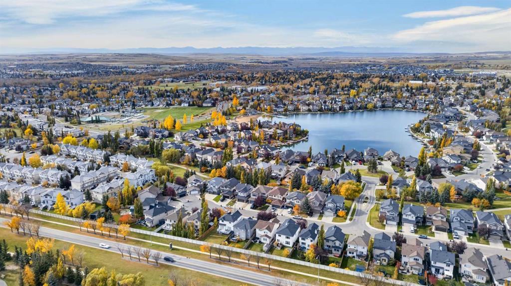 34 Crystal Shores Cove, Okotoks, MLS® # A2351921