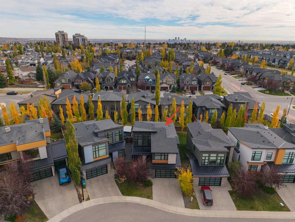18 West Point Mews, Calgary, MLS® # A2353289
