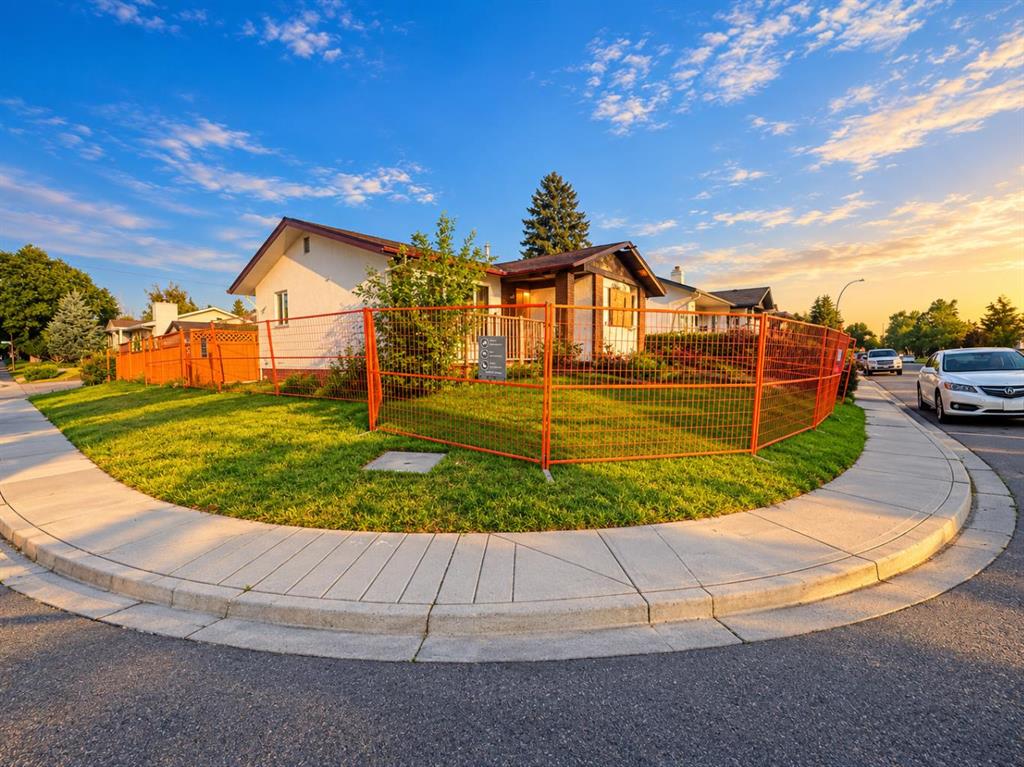 3040 Rundleside Drive, Calgary, MLS® # A2353909