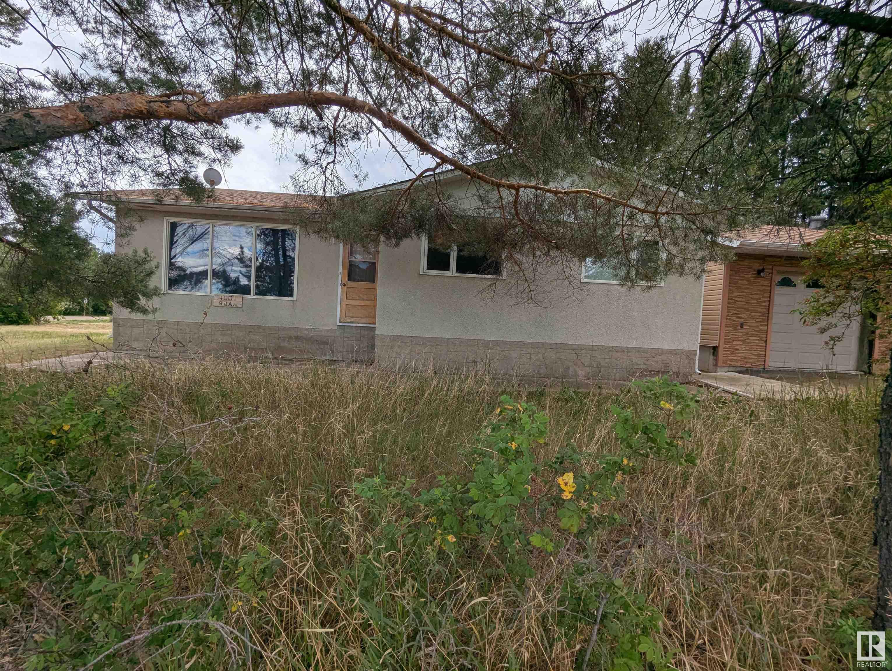 4801 52 Avenue, Andrew, MLS® # E4447925