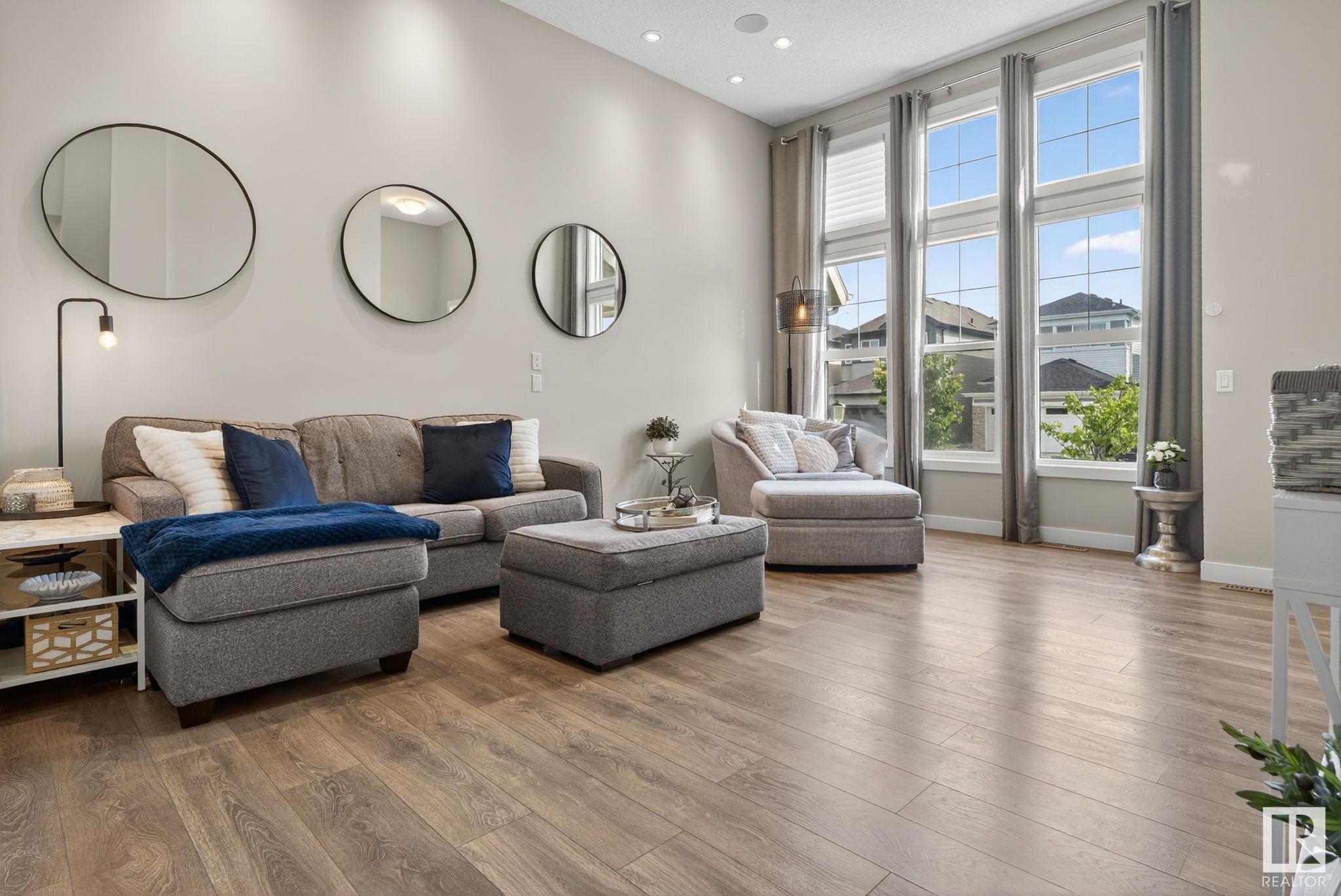 Real Estate Listing MLS E4448610