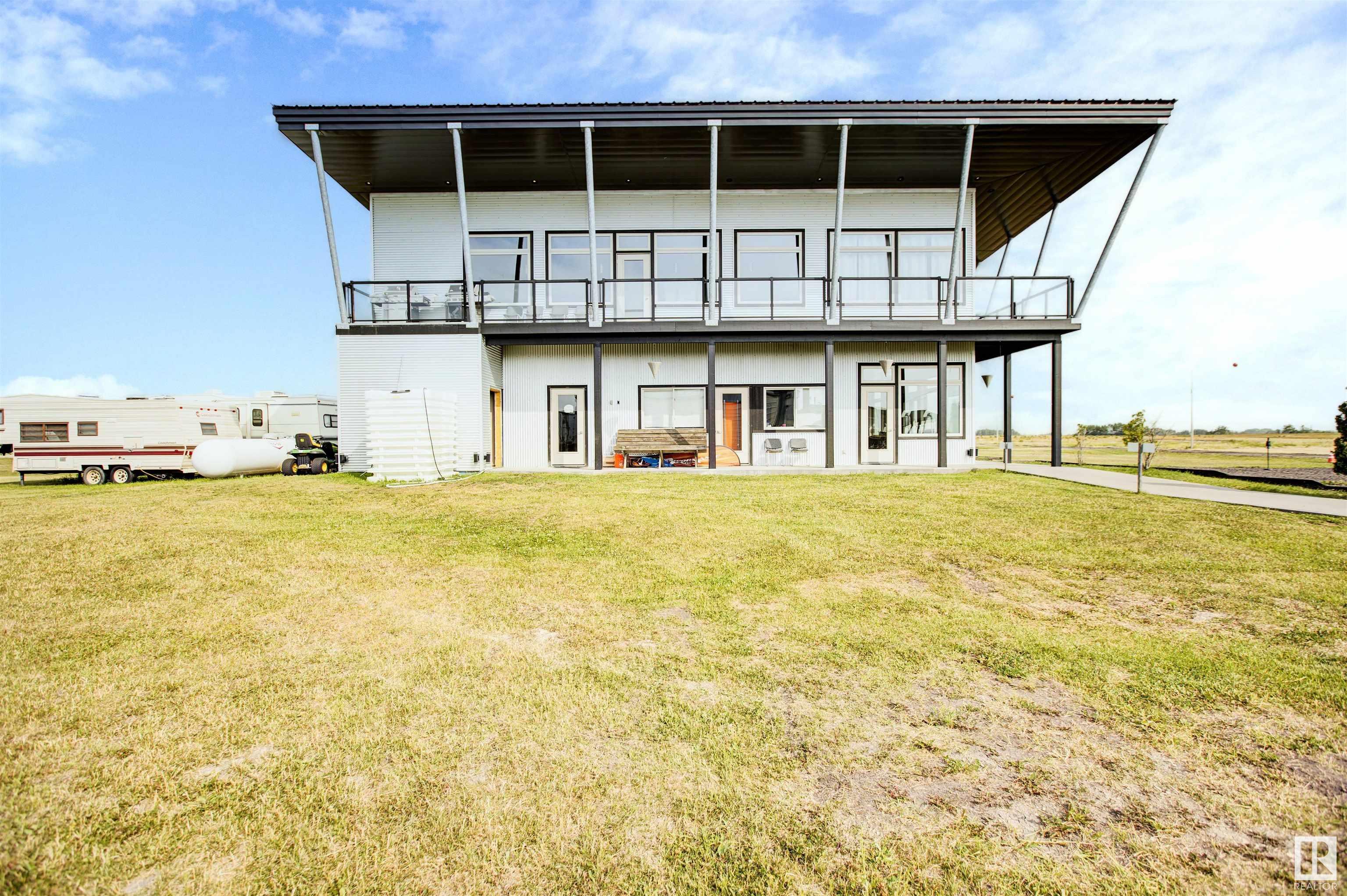  Commercial Property for Sale, MLS® # E4448792
