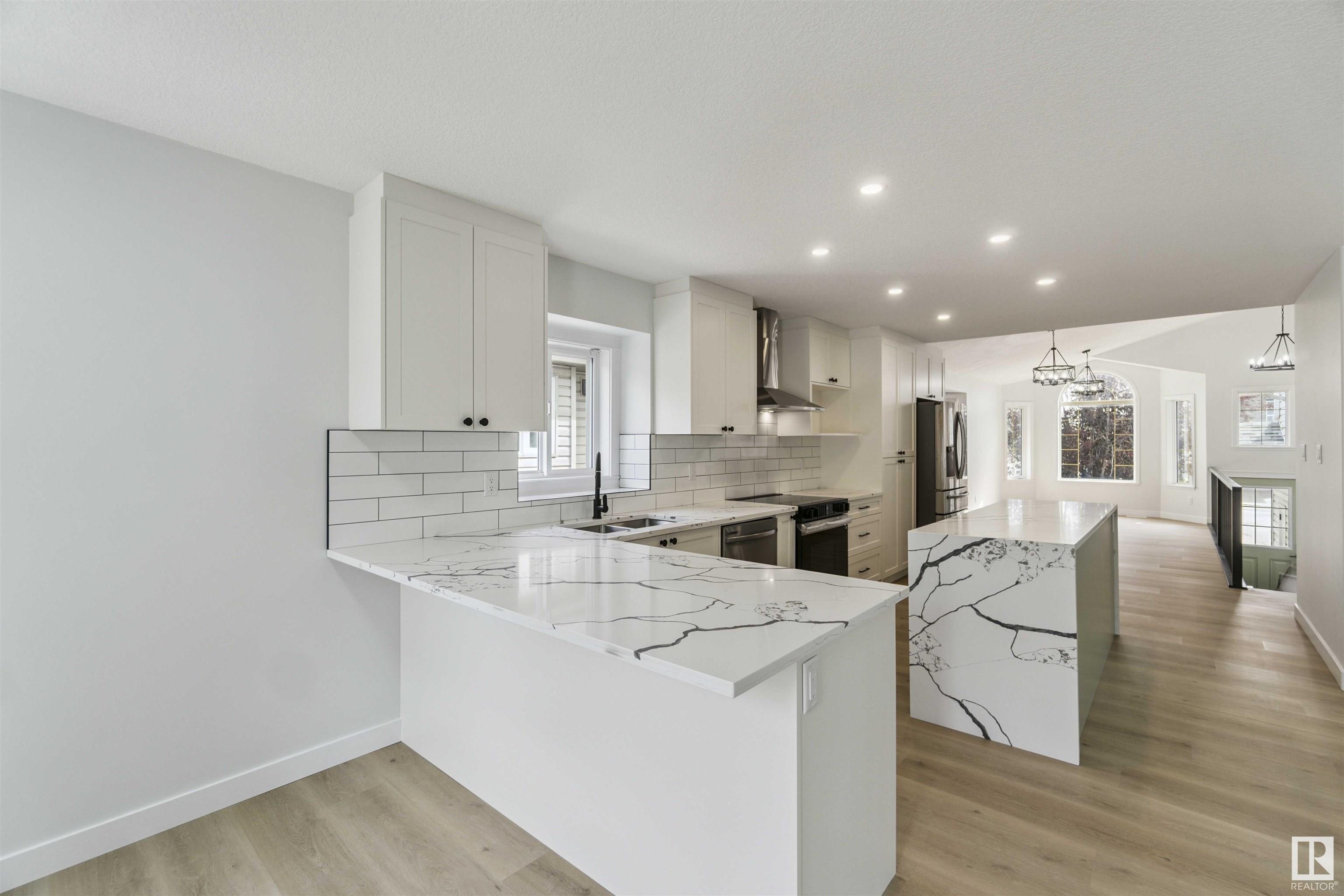 618 Layton Court, Edmonton, MLS® # E4449342