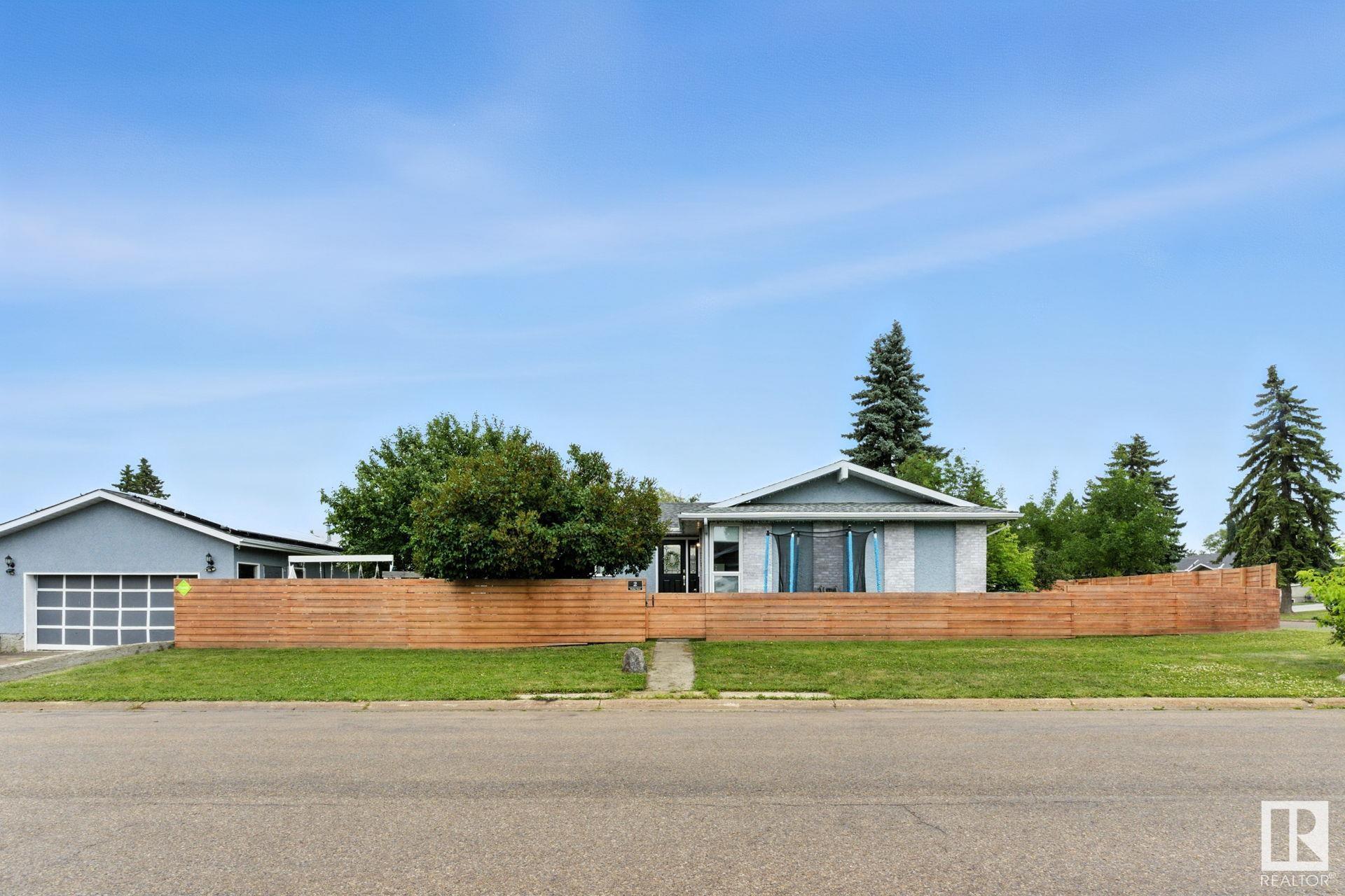 2 Windsor Street, Spruce Grove, MLS® # E4449443